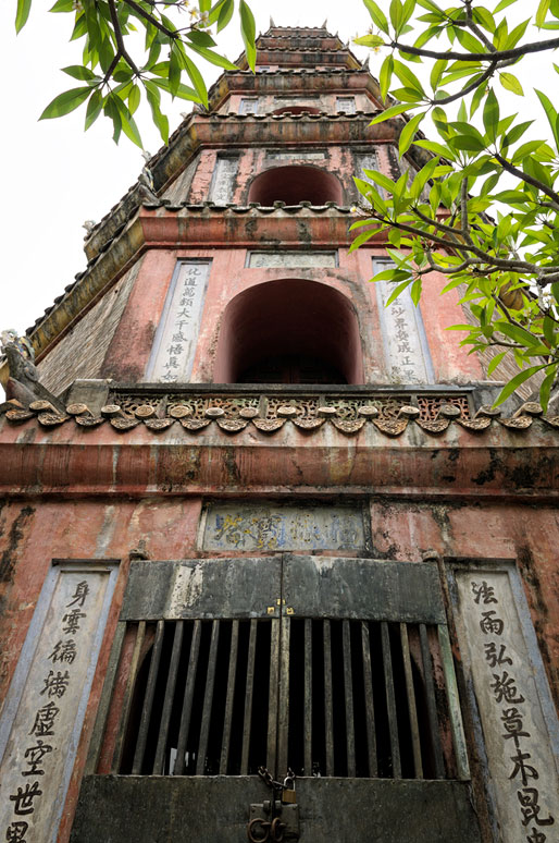 Pagode de la Dame céleste (Thien Mu) à Hué, Vietnam